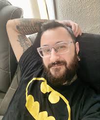 <em><strong>Gustavo R.</strong></em>